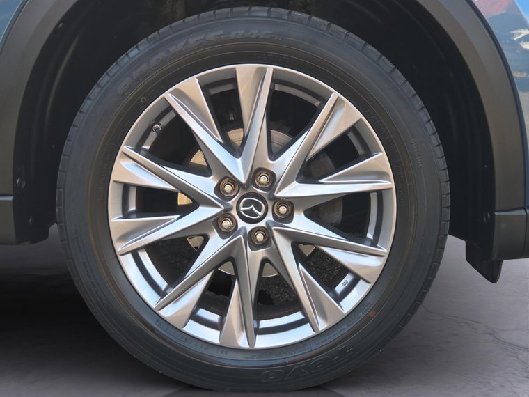 Vehicle Image 35