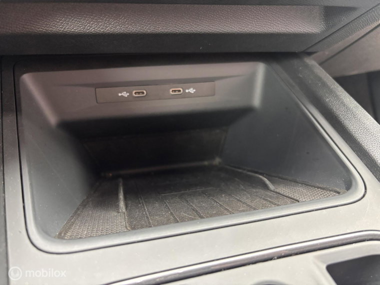 Vehicle Image 39