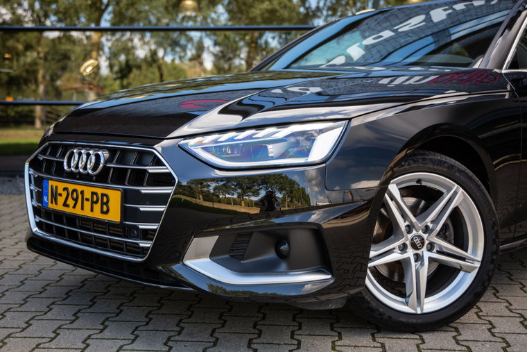 Vehicle Image 7