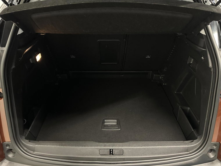 Vehicle Image 37