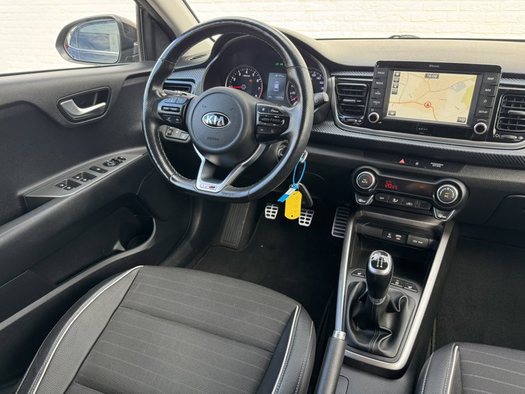 Vehicle Image 23