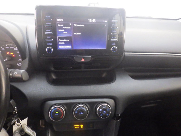 Vehicle Image 14