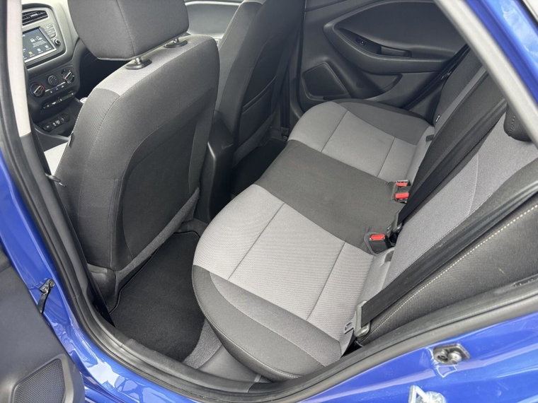 Vehicle Image 24