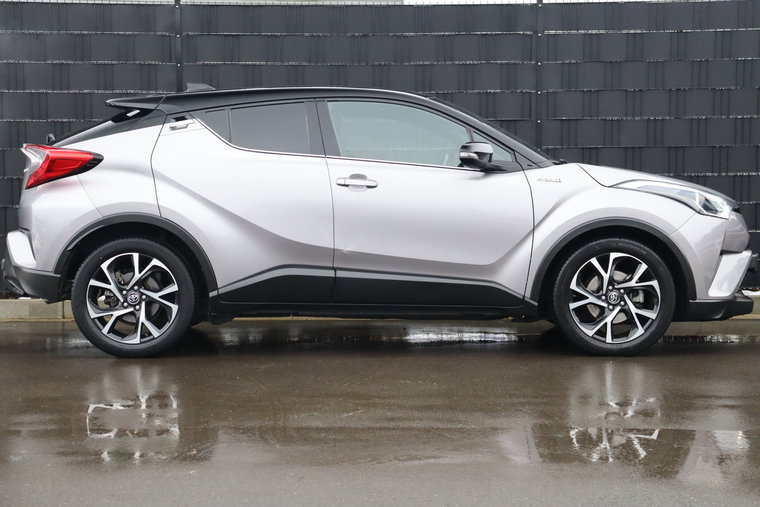 Vehicle Image 6