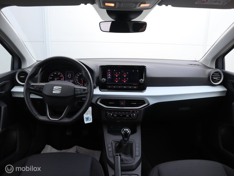 Vehicle Image 17