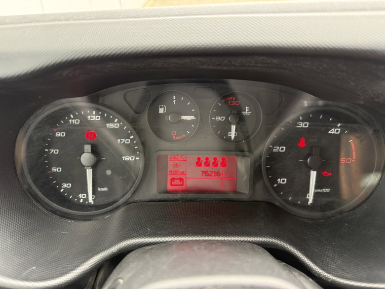 Vehicle Image 24