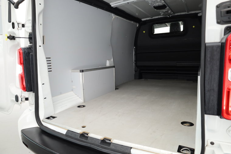 Vehicle Image 37