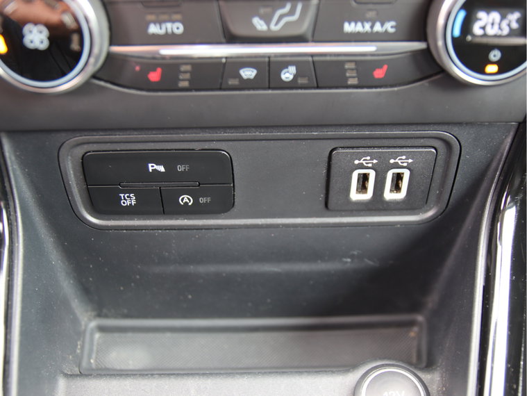 Vehicle Image 27