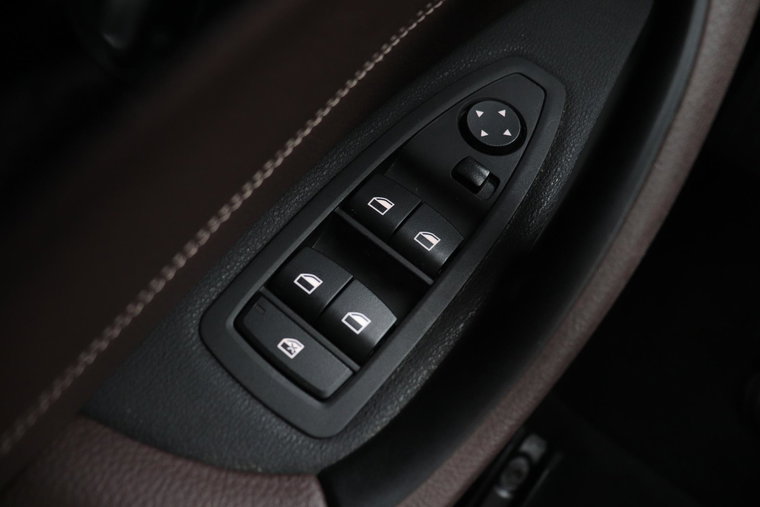 Vehicle Image 39