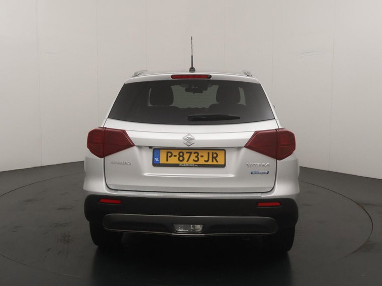 Vehicle Image 4