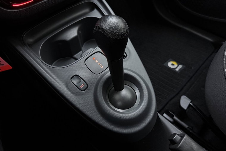 Vehicle Image 26