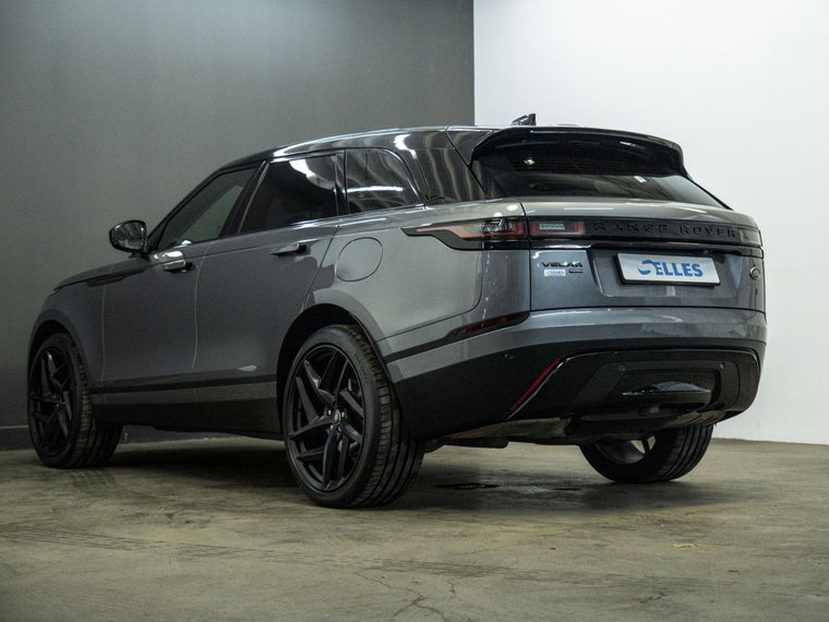 Vehicle Image 43