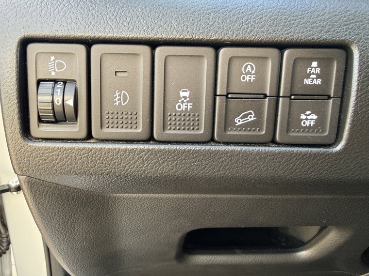 Vehicle Image 24
