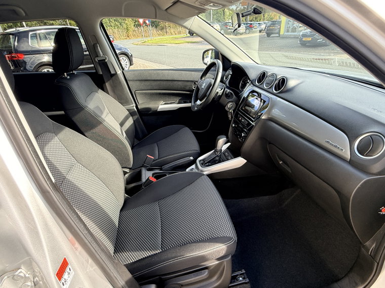 Vehicle Image 35