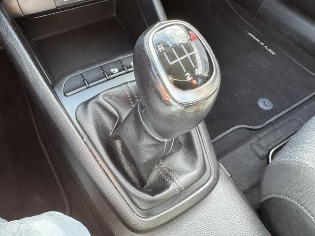 Vehicle Image 27