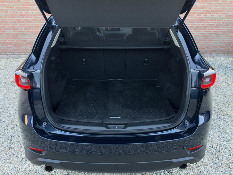 Vehicle Image 41