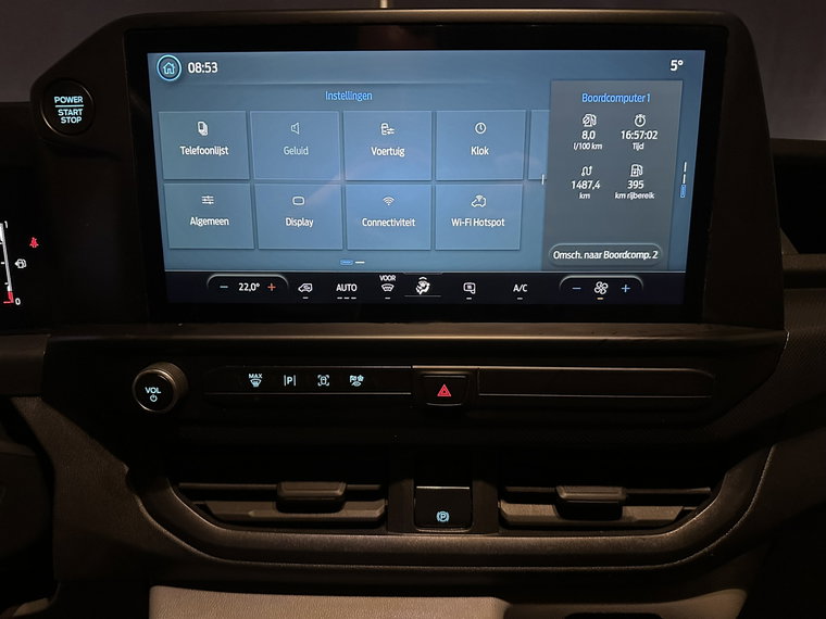 Vehicle Image 15