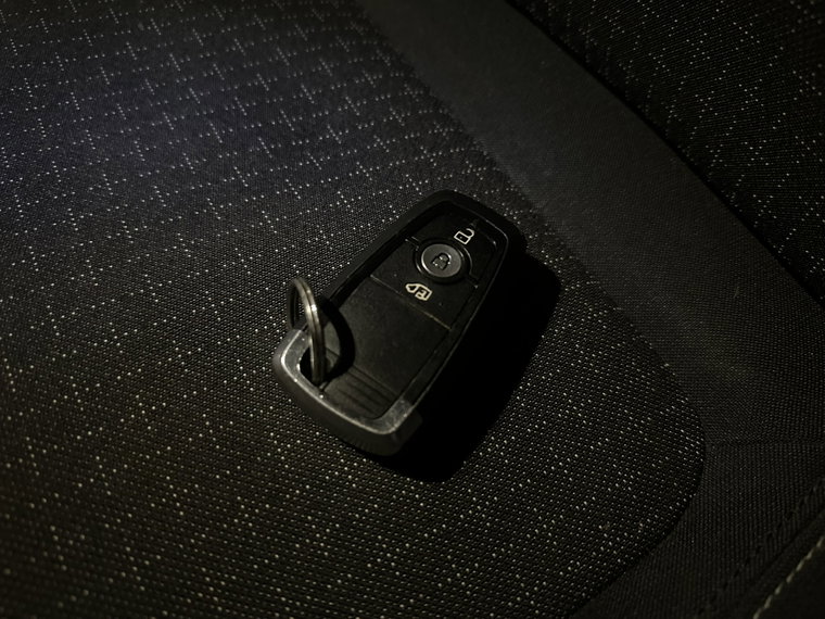 Vehicle Image 21