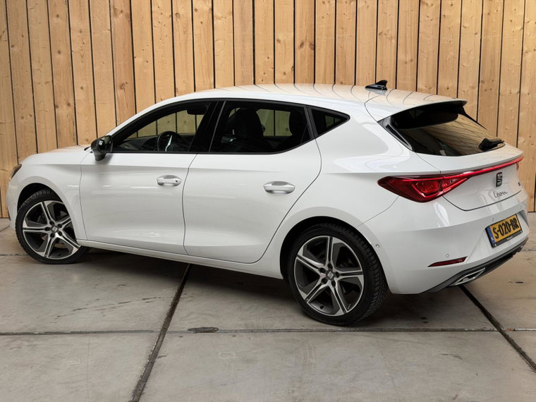 Vehicle Image 37