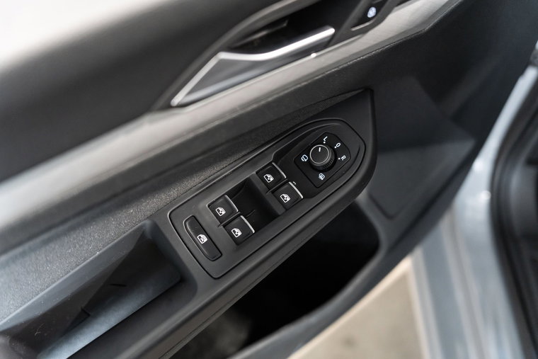 Vehicle Image 45
