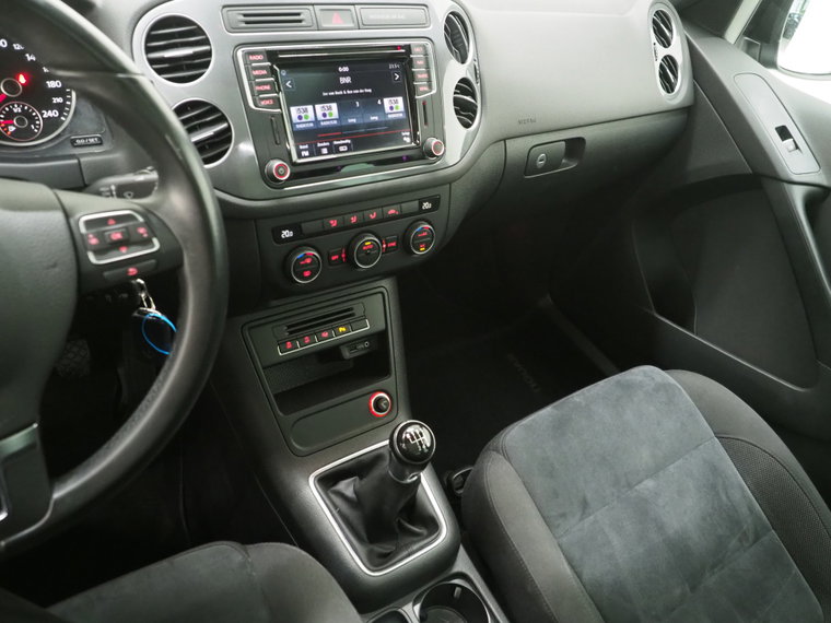 Vehicle Image 33