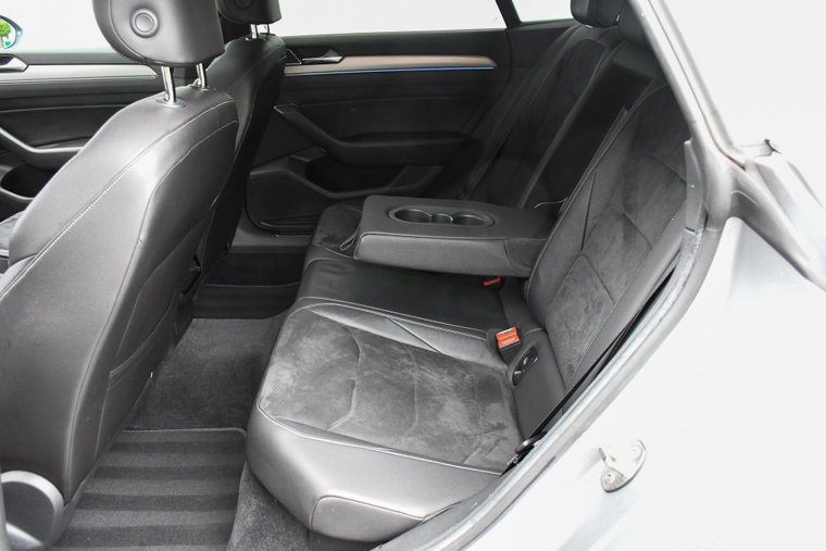 Vehicle Image 38