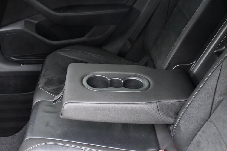 Vehicle Image 42