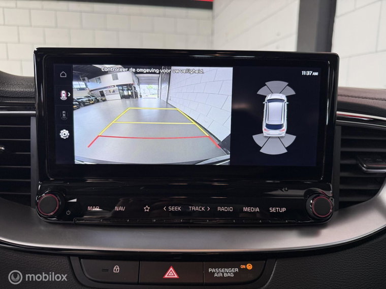 Vehicle Image 15