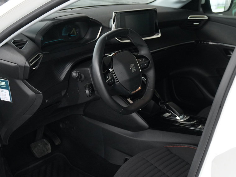 Vehicle Image 33