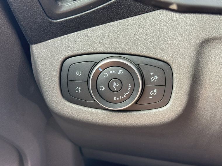 Vehicle Image 26