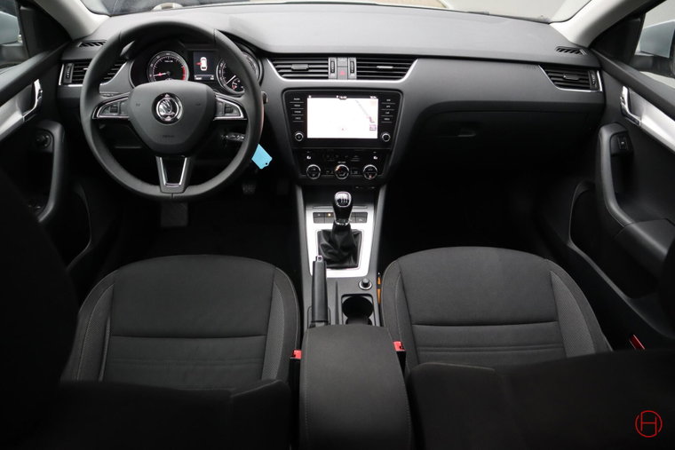 Vehicle Image 38