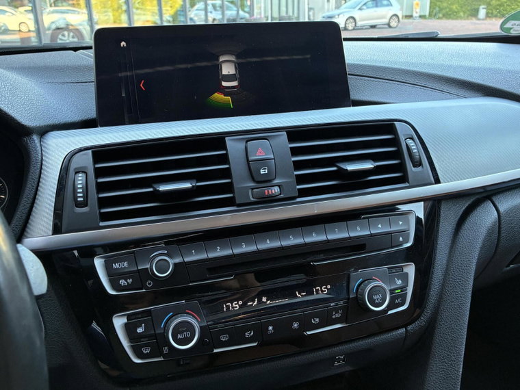 Vehicle Image 29
