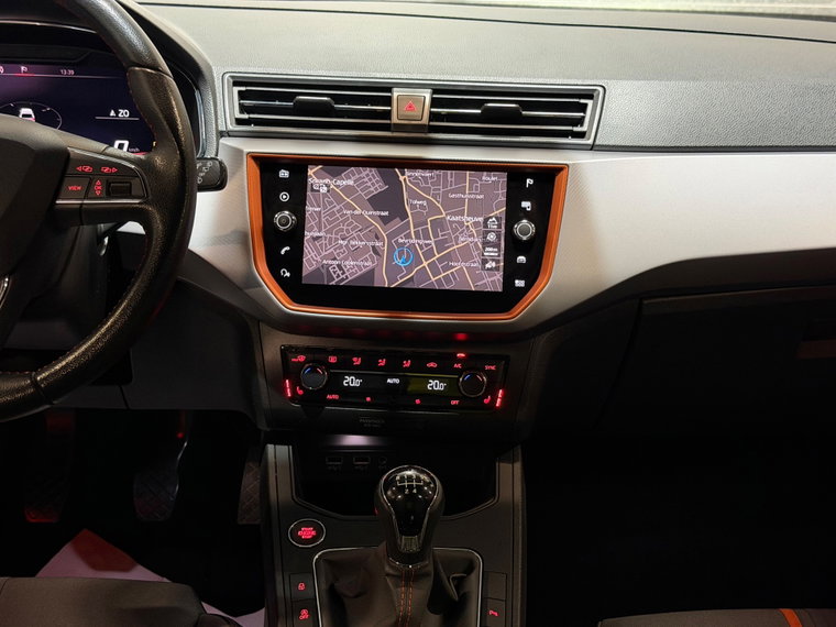 Vehicle Image 36
