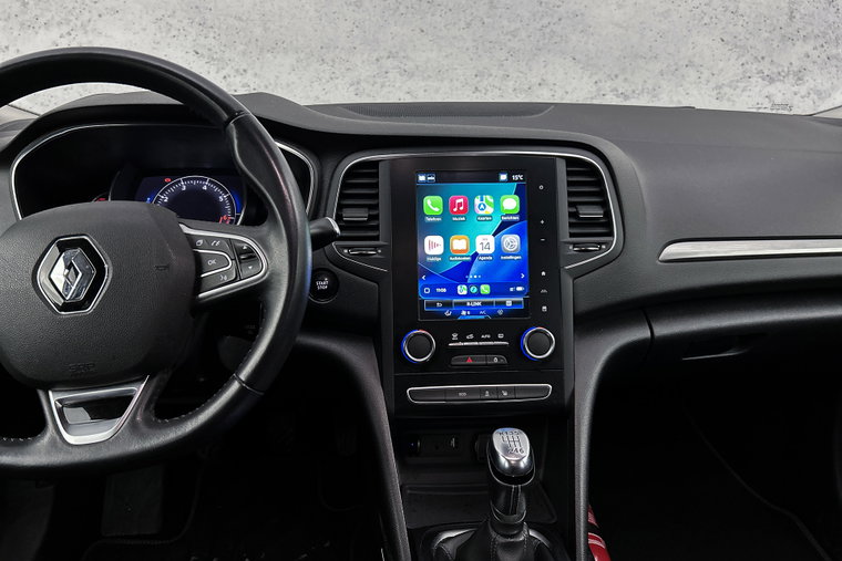 Vehicle Image 13