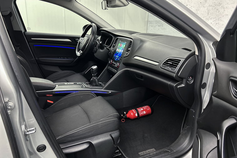 Vehicle Image 33