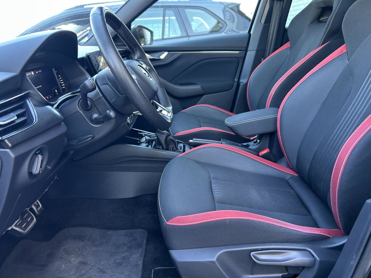 Vehicle Image 30