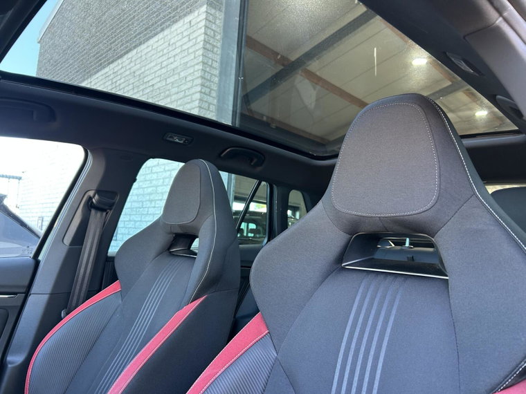 Vehicle Image 31