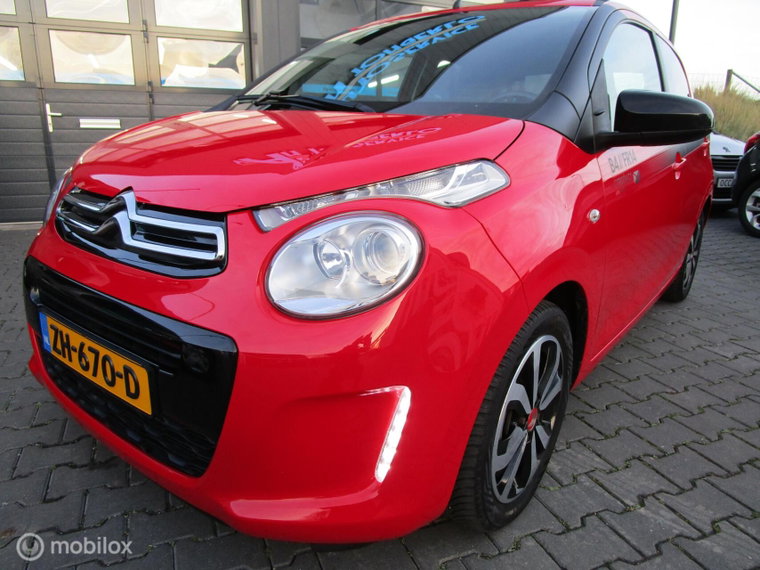 Vehicle Image 12