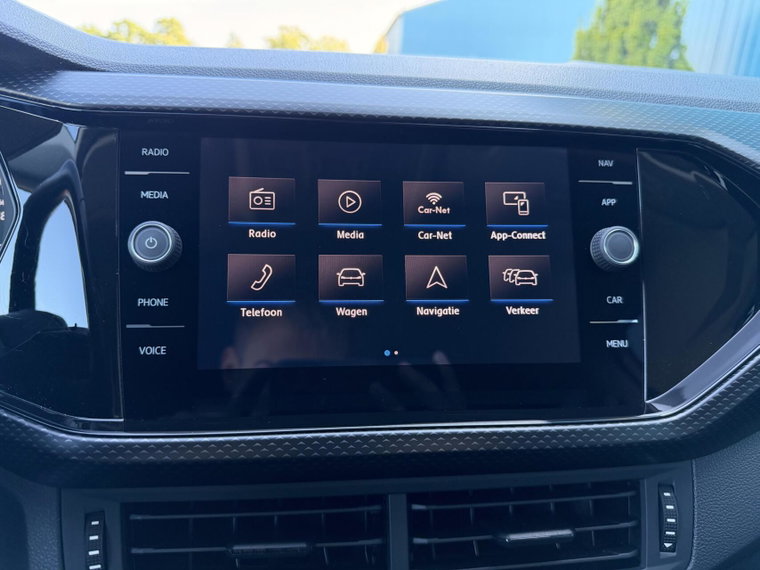 Vehicle Image 35