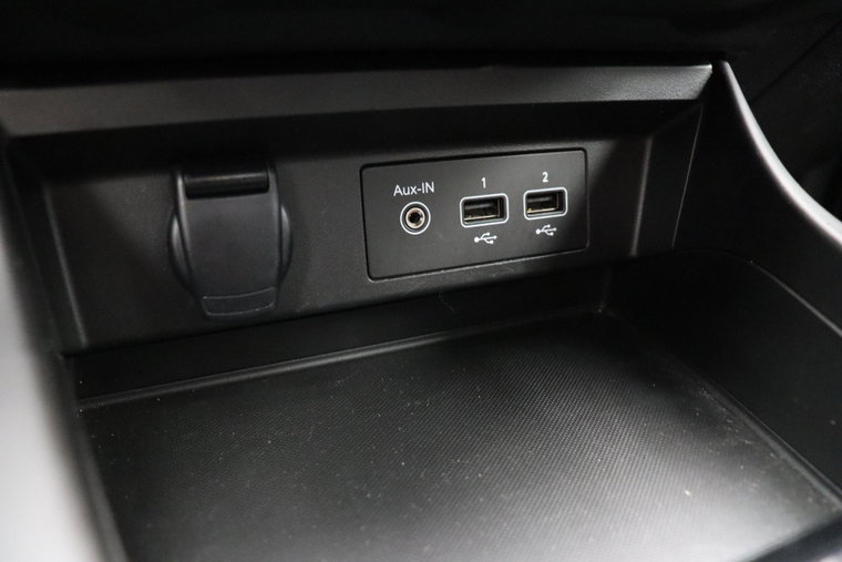 Vehicle Image 41