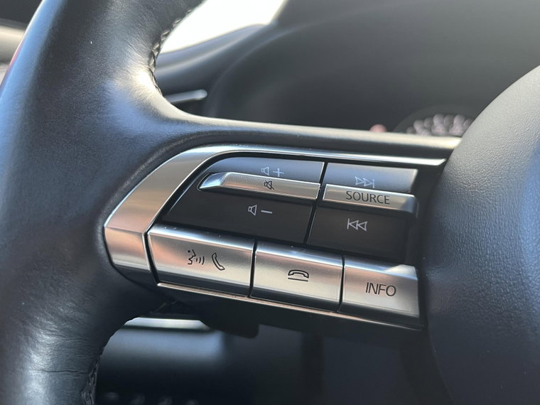 Vehicle Image 33