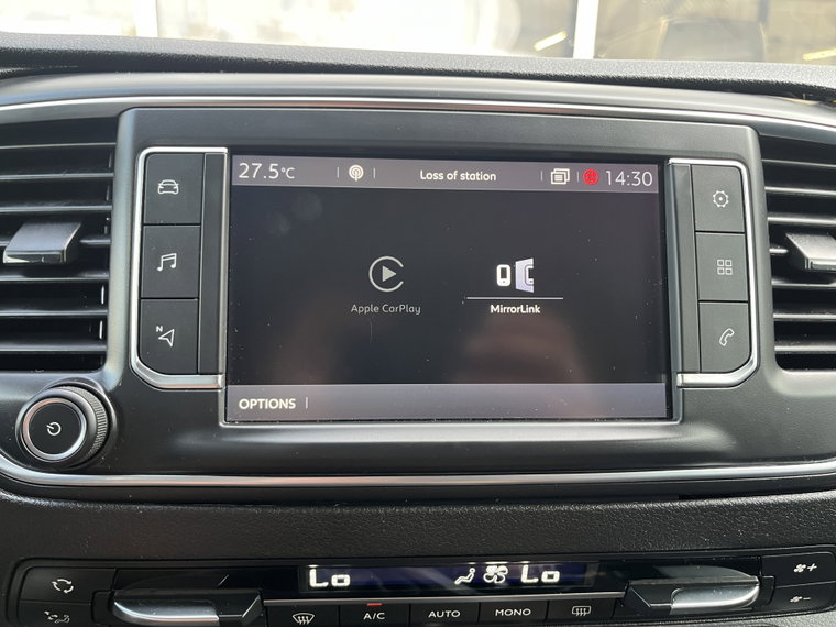 Vehicle Image 38