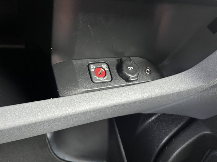 Vehicle Image 40