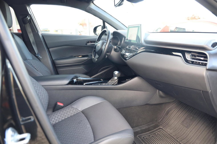 Vehicle Image 22