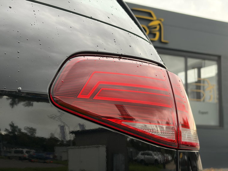 Vehicle Image 40
