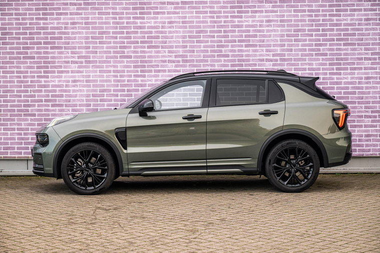 Vehicle Image 4