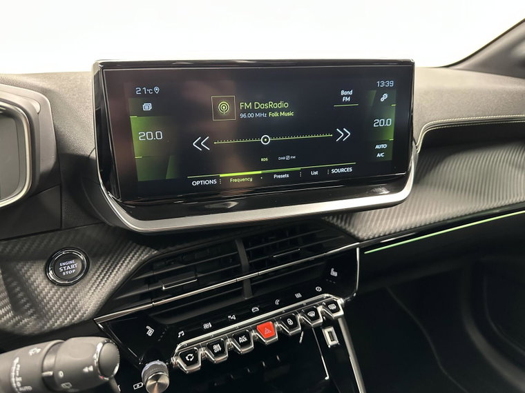 Vehicle Image 28