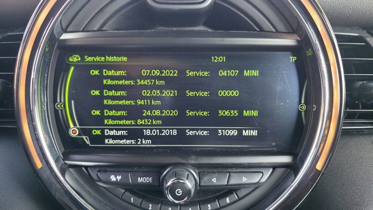 Vehicle Image 50
