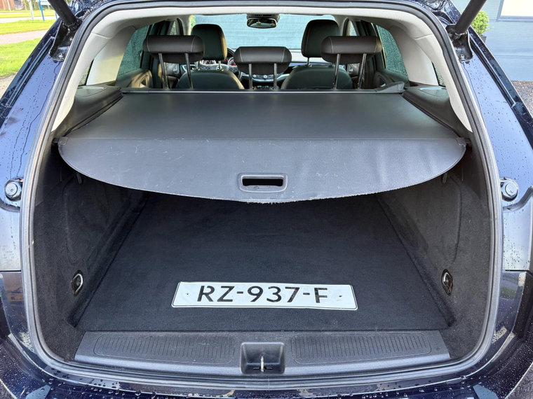 Vehicle Image 38