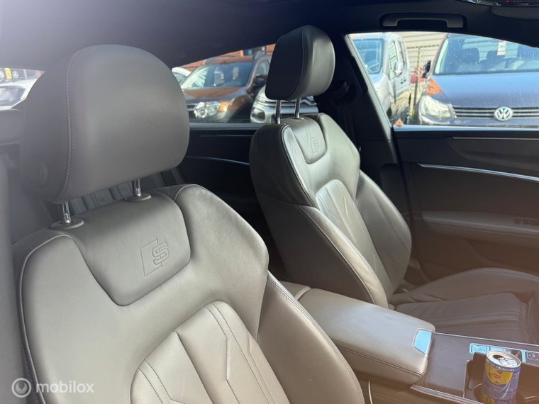 Vehicle Image 35